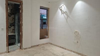 Bedroom Image of 1440 Sq.ft 3 BHK Builder Floor for sale in Rajouri Garden New Delhi for Rs. 23000000