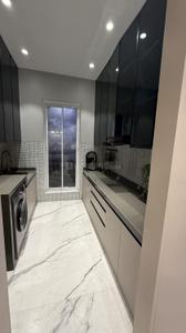 Kitchen Image of 740 Sq.ft 2 BHK Apartment / Flat for sale in Kandivali West Mumbai for Rs. 13500000