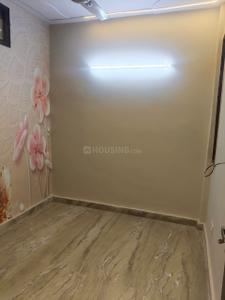Balcony Image of 900 Sq.ft 2 BHK Builder Floor for rent in Ramesh Nagar New Delhi for Rs. 27000
