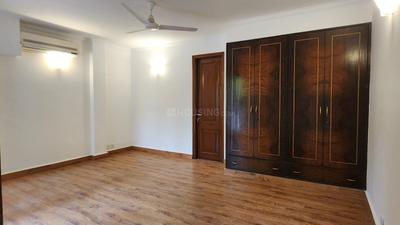 Bedroom Image of 2500 Sq.ft 4 BHK Builder Floor for rent in Vasant Vihar New Delhi for Rs. 250000