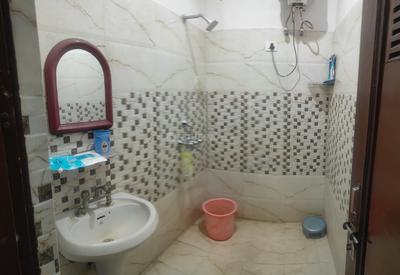 Bathroom Image of 1000 Sq.ft 2 BHK Duplex for rent in Trikuta Nagar Jammu for Rs. 21000
