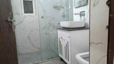 Image of 1600 Sq.ft 3 BHK Apartment / Flat for rent in Ekta Apartment, Sector 3 Dwarka, New Delhi for Rs. 40000