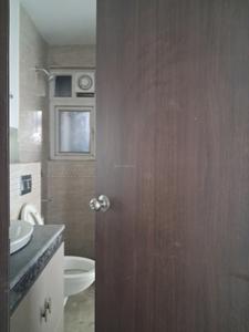 Common Bathroom Image of 1625 Sq.ft 3 BHK Apartment / Flat for sale in ATS Le Grandiose, Sector 150 Noida for Rs. 18400000