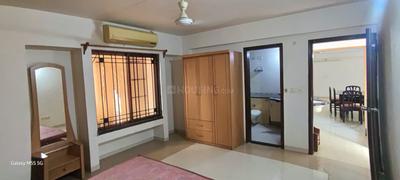 Bedroom Image of 3800 Sq.ft 4 BHK Penthouse for rent in Akota Vadodara for Rs. 45000
