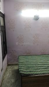 Bedroom Image of 360 Sq.ft 1 RK Independent House for rent in Laxmi Nagar New Delhi for Rs. 15242