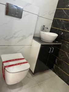 Bathroom Image of 1010 Sq.ft 3 BHK Apartment / Flat for sale in Hasain Pur Mohali for Rs. 6690000