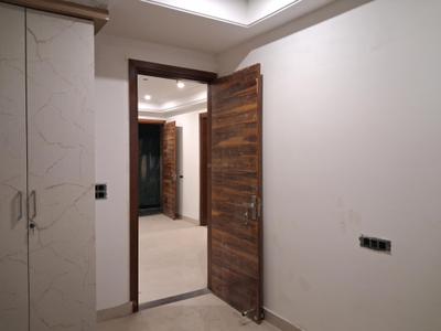 Bedroom Image of 1250 Sq.ft 3 BHK Apartment / Flat for sale in JMD Siddhi Vinayak, Sector 73 Noida for Rs. 6550000