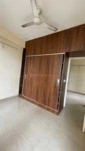 Bedroom Image of 600 Sq.ft 2 BHK Apartment / Flat for rent in Shree Vardhman Mantra, Sector 67 Gurgaon for Rs. 25000