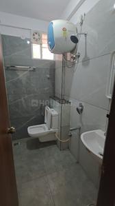 Bathroom Image of 600 Sq.ft 1 BHK Apartment / Flat for rent in Brookefield Bengaluru for Rs. 29000