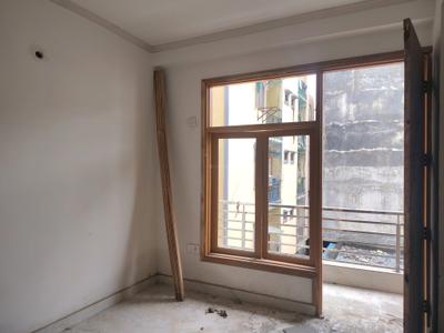 Bedroom Image of 650 Sq.ft 2 BHK Apartment / Flat for sale in Sangam Vihar New Delhi for Rs. 3800000