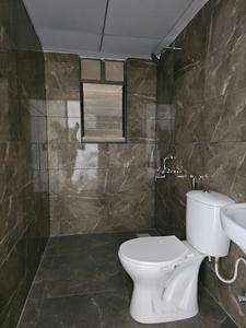 Common Bathroom Image of 624 Sq.ft 1 BHK Apartment / Flat for rent in Duville Riverdale Heights, Kharadi Pune for Rs. 28000