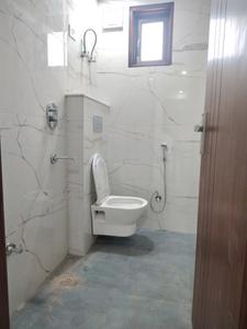 Common Bathroom Image of 1000 Sq.ft 2 BHK Apartment / Flat for sale in Sun Real Estate Homes, Neb Sarai New Delhi for Rs. 5000000