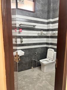 Image of 1350 Sq.ft 3 BHK Builder Floor for rent in Tagore Garden Extension, New Delhi for Rs. 40000