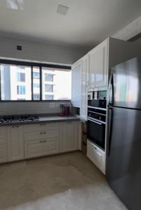 Kitchen Image of 3300 Sq.ft 4 BHK Penthouse for sale in Khar West Mumbai for Rs. 200000000