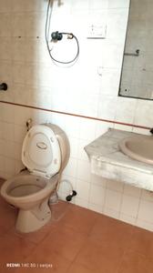 Bathroom Image of 1962 Sq.ft 3.5 BHK Apartment / Flat for sale in Antriksh Green Society, Sector 50 Noida for Rs. 33000000