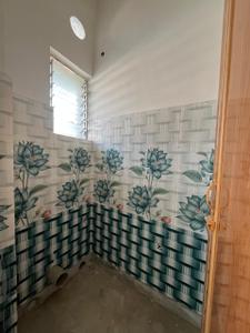 Bathroom Image of 690 Sq.ft 2 BHK Apartment / Flat for sale in Kamalgazi Kolkata for Rs. 2553000
