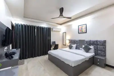 Bedroom Image of Housr 27 Supermart I in Sector 27, Gurgaon