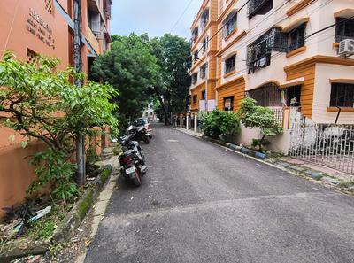 Image of 750 Sq.ft 2 BHK Builder Floor for sale in Garfa, Kolkata for Rs. 3500000