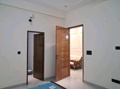 Bedroom Image of 2300 Sq.ft 3 BHK Builder Floor for rent in Sector 46 Noida for Rs. 50000