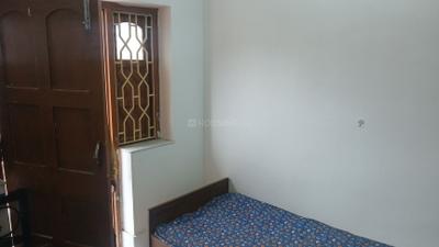 Living Room Image of 550 Sq.ft 1 BHK Apartment / Flat for rent in Keshtopur Kolkata for Rs. 10000