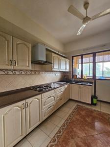 Kitchen Image of 1600 Sq.ft 2 BHK Apartment / Flat for rent in Panjim Goa for Rs. 90000