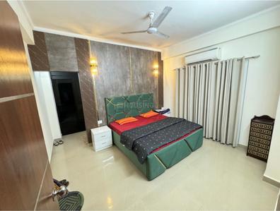 Bedroom Image of 2520 Sq.ft 4 BHK Apartment / Flat for rent in The Antriksh Forest, Sector 77 Noida for Rs. 60000