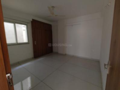 Bedroom Image of 1600 Sq.ft 4 BHK Apartment / Flat for rent in Aashima Divine City, Hoshangabad Road Bhopal for Rs. 21000