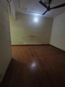 Bedroom Image of 1600 Sq.ft 3 BHK Apartment / Flat for sale in DDA Flats Sarita Vihar, Sarita Vihar New Delhi for Rs. 27000000