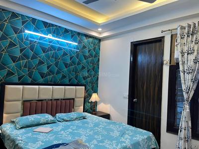 Bedroom Image of 1800 Sq.ft 3 BHK Builder Floor for rent in Ashok Vihar Phase 1 Gurgaon for Rs. 25500