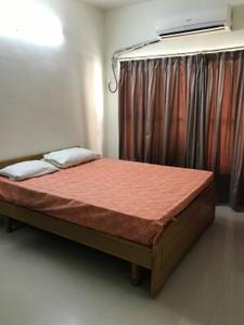 Bedroom Image of 1080 Sq.ft 2 BHK Apartment / Flat for rent in Adani The Meadows, Shantigram Ahmedabad for Rs. 37500