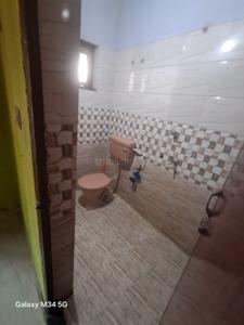 Bathroom Image of 1000 Sq.ft 2 BHK Builder Floor for rent in Peyad Thiruvananthapuram for Rs. 8000