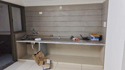 Kitchen Image of 1600 Sq.ft 3 BHK Apartment / Flat for rent in Rajvi Opal, Naranpura Ahmedabad for Rs. 38000