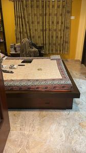 Bedroom Image of 2500 Sq.ft 4 BHK Apartment / Flat for sale in Jodhpur Park Kolkata for Rs. 28000000