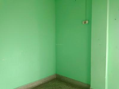 Bedroom Image of 800 Sq.ft 2 BHK Builder Floor for rent in Tollygunge Kolkata for Rs. 10000