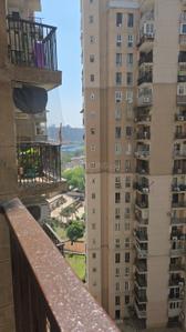 Balcony Image of 900 Sq.ft 2 BHK Apartment / Flat for rent in Logix Blossom County, Sector 137 Noida for Rs. 27000