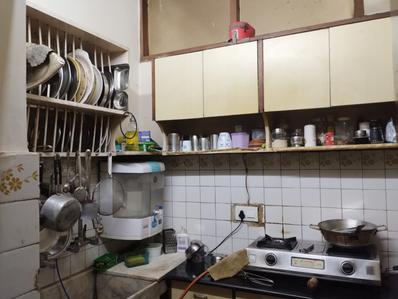 Kitchen Image of 900 Sq.ft 2 BHK Apartment / Flat for sale in Lajpat Nagar New Delhi for Rs. 21000000