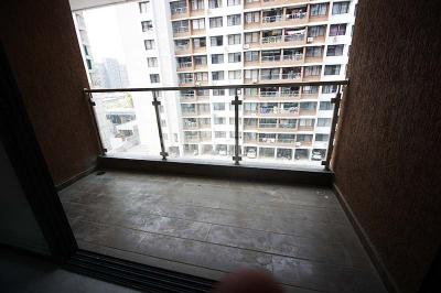 Balcony Image of 1009 Sq.ft 3 BHK Apartment / Flat for sale in Unique Youtopia, Kharadi Pune for Rs. 16000000
