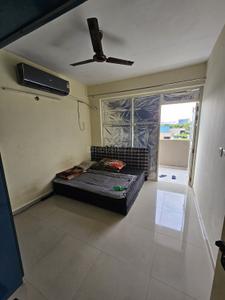 Bedroom Image of 680 Sq.ft 2 BHK Apartment / Flat for rent in Pyramid Pride, Sector 76 Gurgaon for Rs. 18000