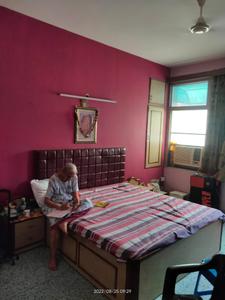 Bedroom Image of 2200 Sq.ft 4 BHK Independent House for rent in Civil Lines Kanpur for Rs. 30000