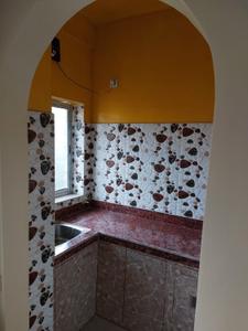 Kitchen Image of 674 Sq.ft 2 BHK Apartment / Flat for rent in Behala Chowrasta Kolkata for Rs. 15000
