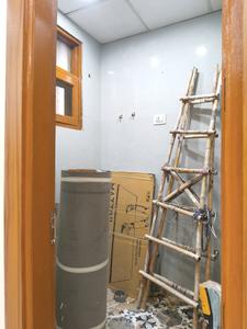 Common Bathroom Image of 1000 Sq.ft 2 BHK Builder Floor for sale in Indirapuram Ghaziabad for Rs. 7200000