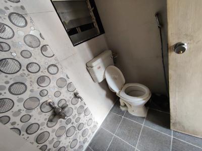 Bathroom Image of 950 Sq.ft 2 BHK Apartment / Flat for sale in Ambegaon Bk Pune for Rs. 6200000