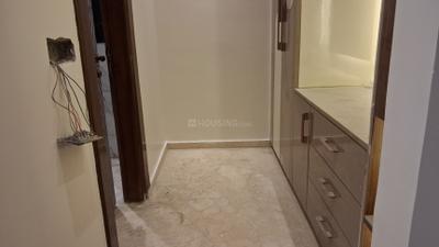 Passage Image of 3700 Sq.ft 5 BHK Builder Floor for sale in Indirapuram Ghaziabad for Rs. 45000000