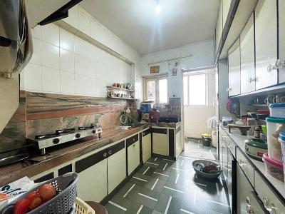 Kitchen Image of 1125 Sq.ft 2 BHK Apartment / Flat for sale in Ambawadi Ahmedabad for Rs. 6000000