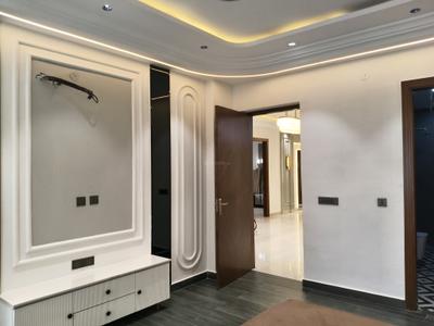 Bedroom Image of 3240 Sq.ft 4 BHK Builder Floor for sale in Palam Vihar Gurgaon for Rs. 31500000
