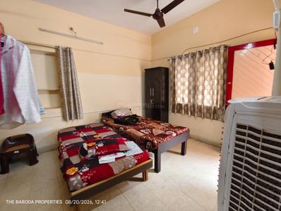 Bedroom Image of 1400 Sq.ft 2 BHK Duplex for rent in New Gotri Vadodara for Rs. 19000