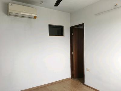 Bedroom Image of 940 Sq.ft 2 BHK Apartment / Flat for rent in Lodha Lakeshore Greens, Palava Phase 2 Thane for Rs. 17000