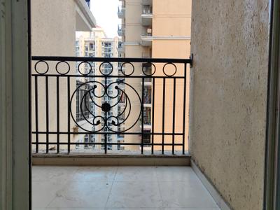Image of 766 Sq.ft 2 BHK Apartment / Flat for sale in Prateek Grand Carnesia, Siddharth Vihar, Ghaziabad for Rs. 8250000
