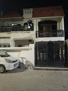 Image of 3100 Sq.ft 4.5 BHK Independent House for sale in Aliganj, Lucknow for Rs. 21000000