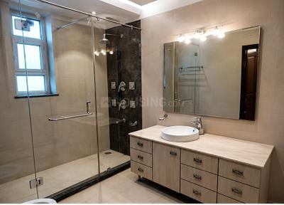 Image of 4500 Sq.ft 3 BHK Builder Floor for rent in Green Park Extension, New Delhi for Rs. 200000